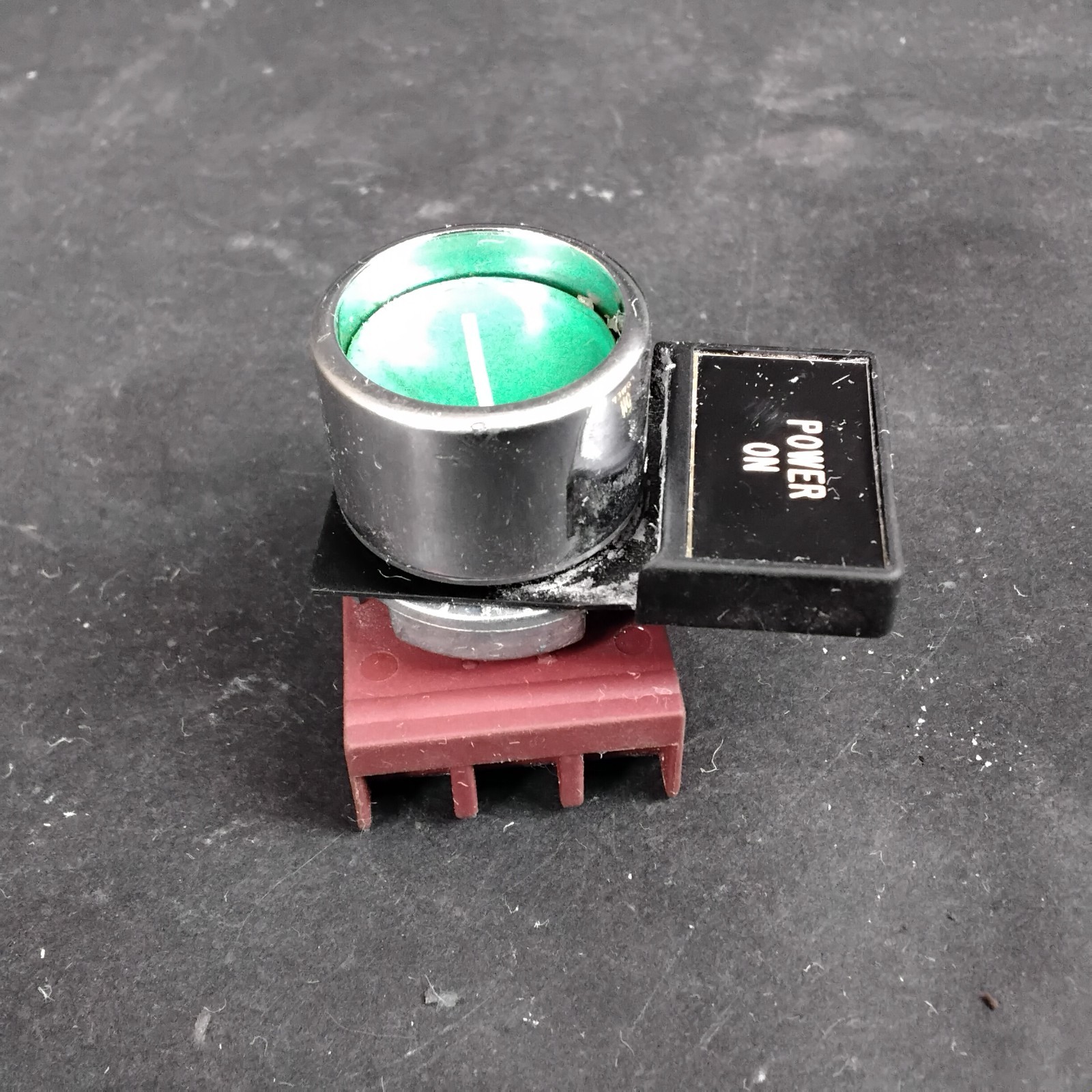 Used GENERAL ELECTRIC P9CPLVSD PUSHBUTTON ($14 OBO)