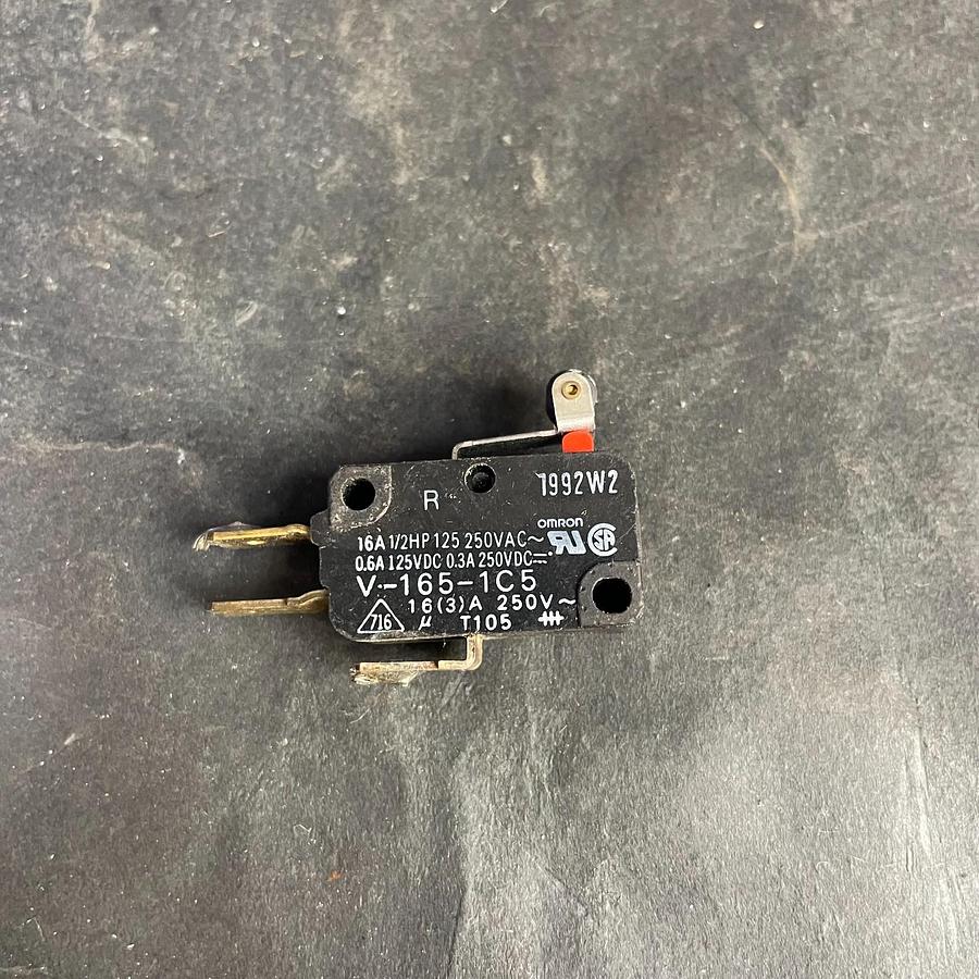 Used OMRON V-165-1C5 MICRO SWITCH
