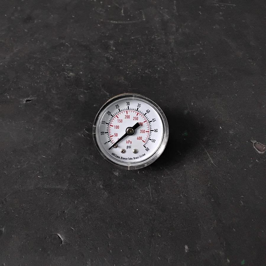 Used ABS 0-60 PSI PRESSURE GAUGE ($7.50 OBO)