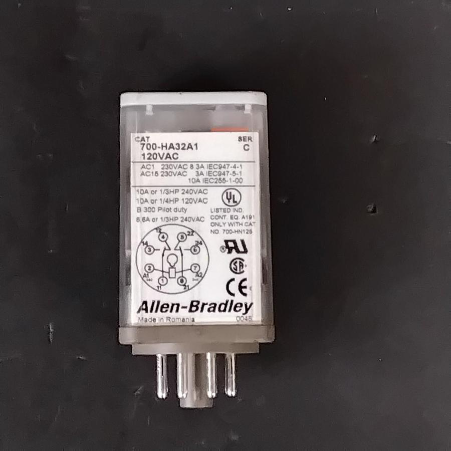 Used ALLEN BRADLEY 700-HA33A1 SERIES B ($7 OBO)