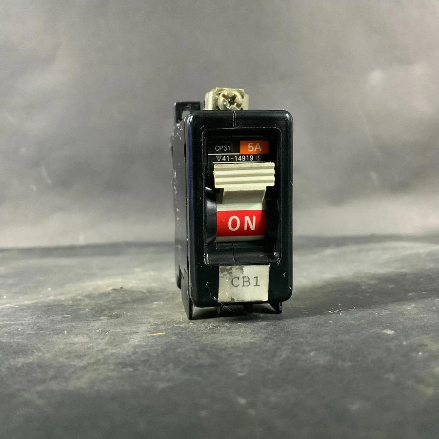 Used FUJI ELECTRIC CP31 5A CIRCUIT BREAKER ($8 OBO)