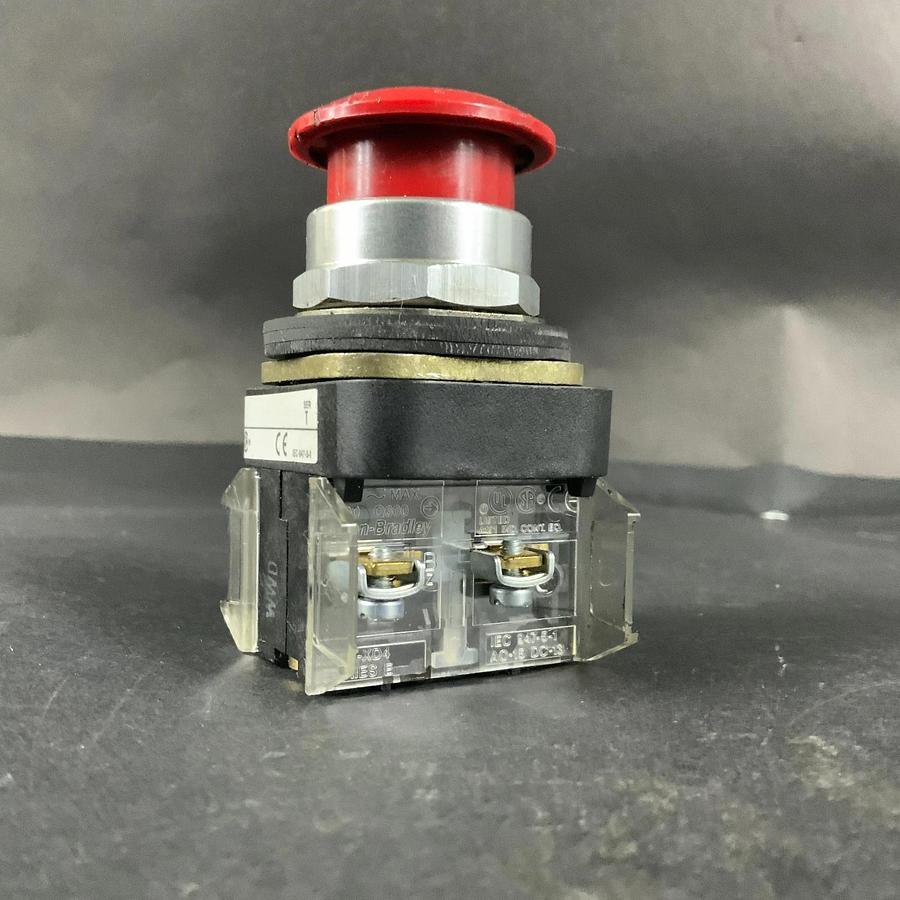 Used ALLEN BRADLEY 800T-FX A5 RED NON-ILLUMINATED PUSH BUTTON ($70 OBO)