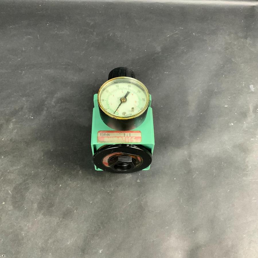Used ASCO NUMATICS R30R-04 PNEUMATIC REGULATOR ($25 OBO)