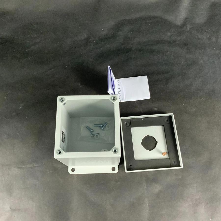 Used RITTAL 8017685 PUSHBUTTON BOX ENCLOSURE ($30 OBO)