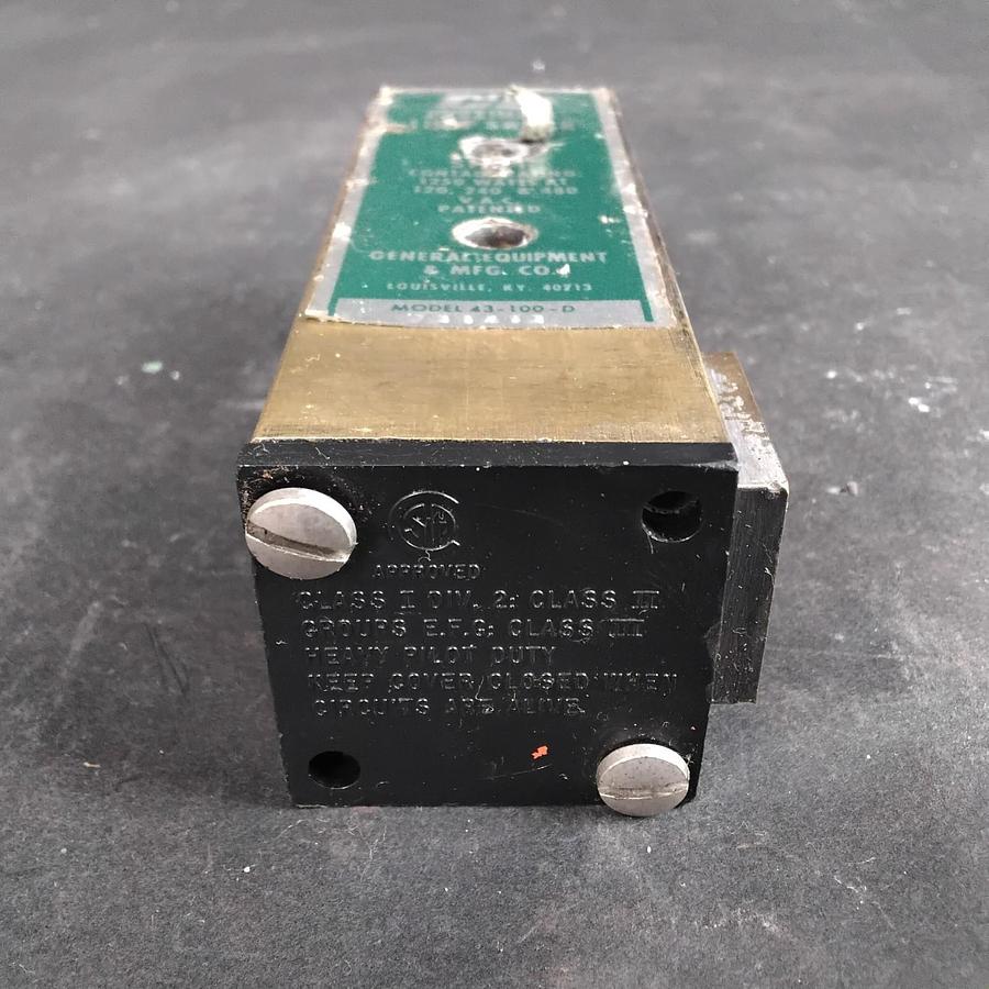 Used GO 43-100-D PROXIMITY LIMIT SWITCH ($30 OBO)