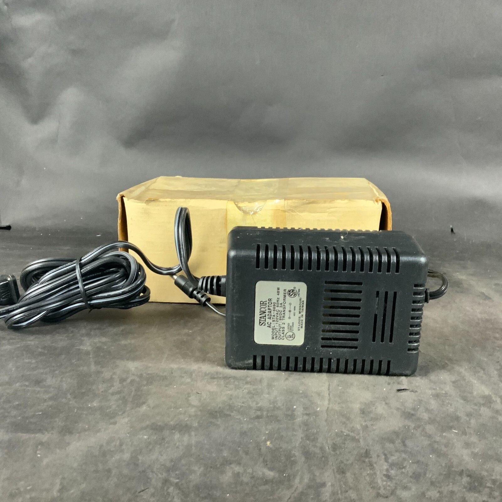 STANCOR STA-6690 AC ADAPTOR ($25 OBO)