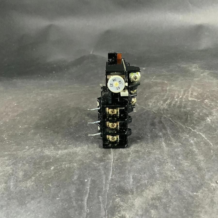 Used FUJI RCA3737-1C 1.6A OVERLOAD RELAY ($10 OBO)