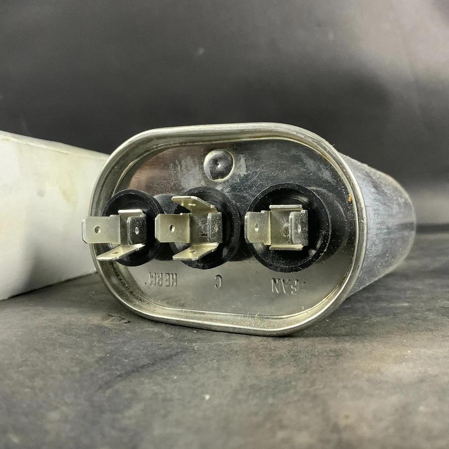 FAST HVAC PARTS CAP32507 CAPACITOR ($20 OBO)