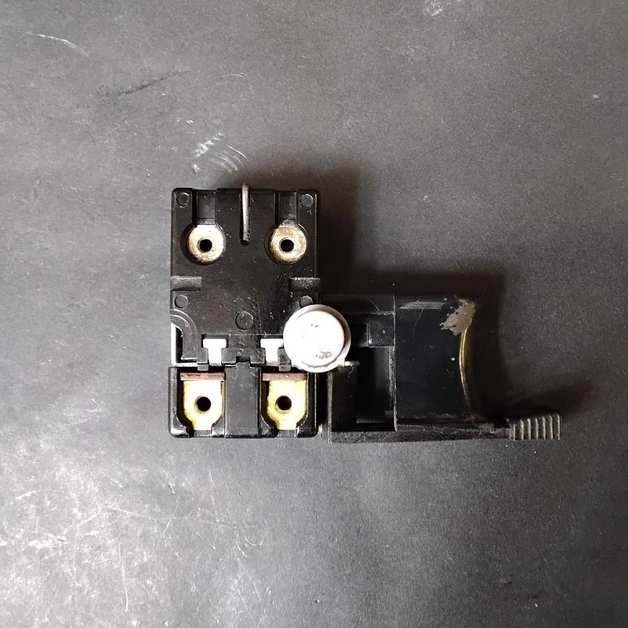 Used MAKITA 651232-8 TRIGGER SWITCH ($12 OBO)