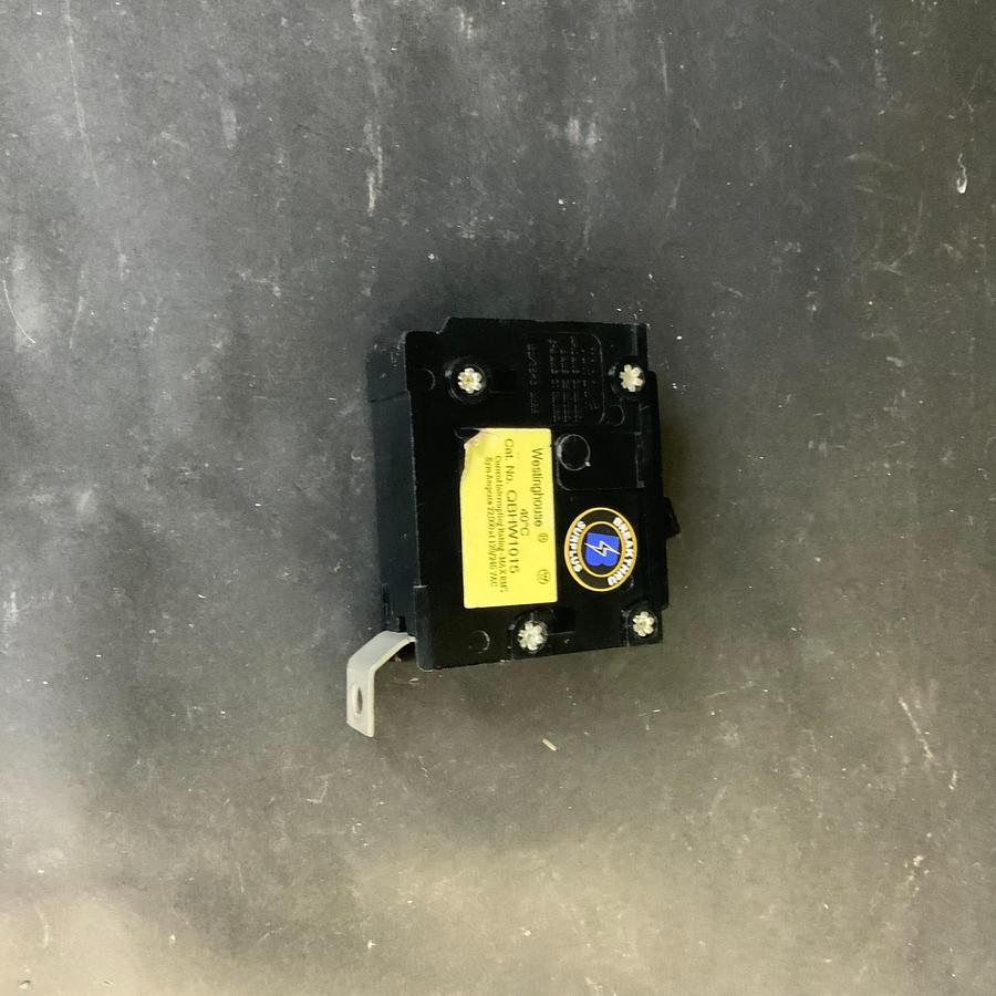 Used WESTINGHOUSE QBHW1015 CIRCUIT BREAKER ($6 OBO)