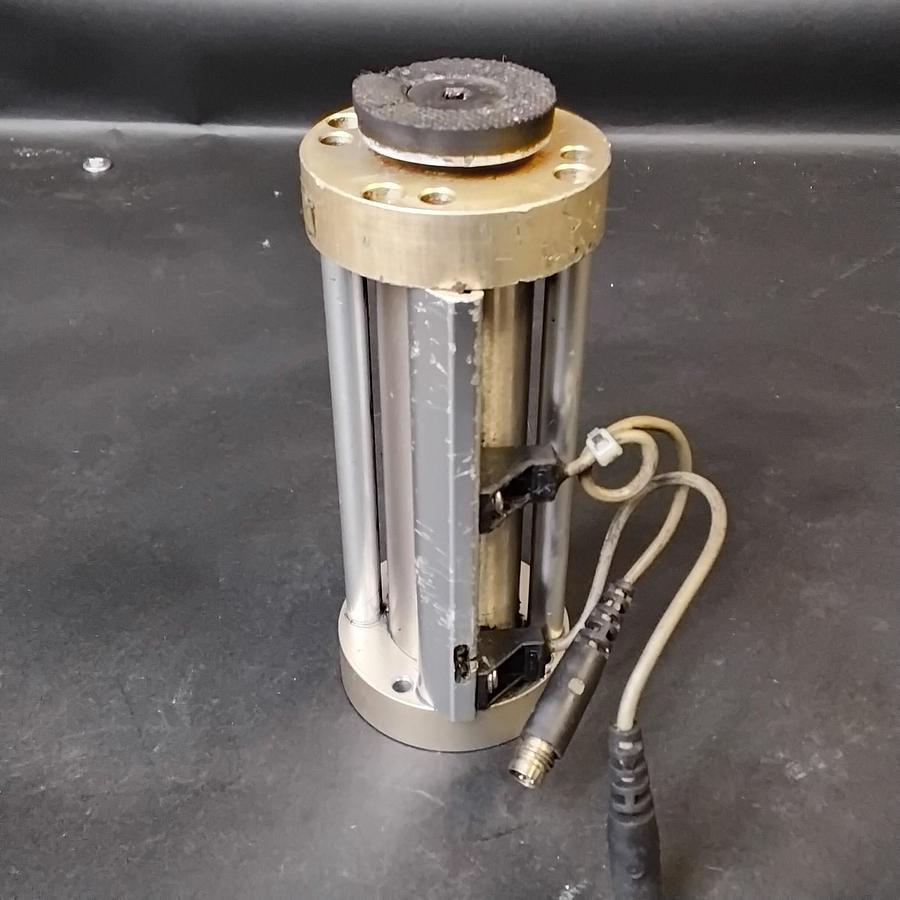 Used BIMBA FLAT-1 SERIES PNEUMATIC CYLINDER ($30 OBO)