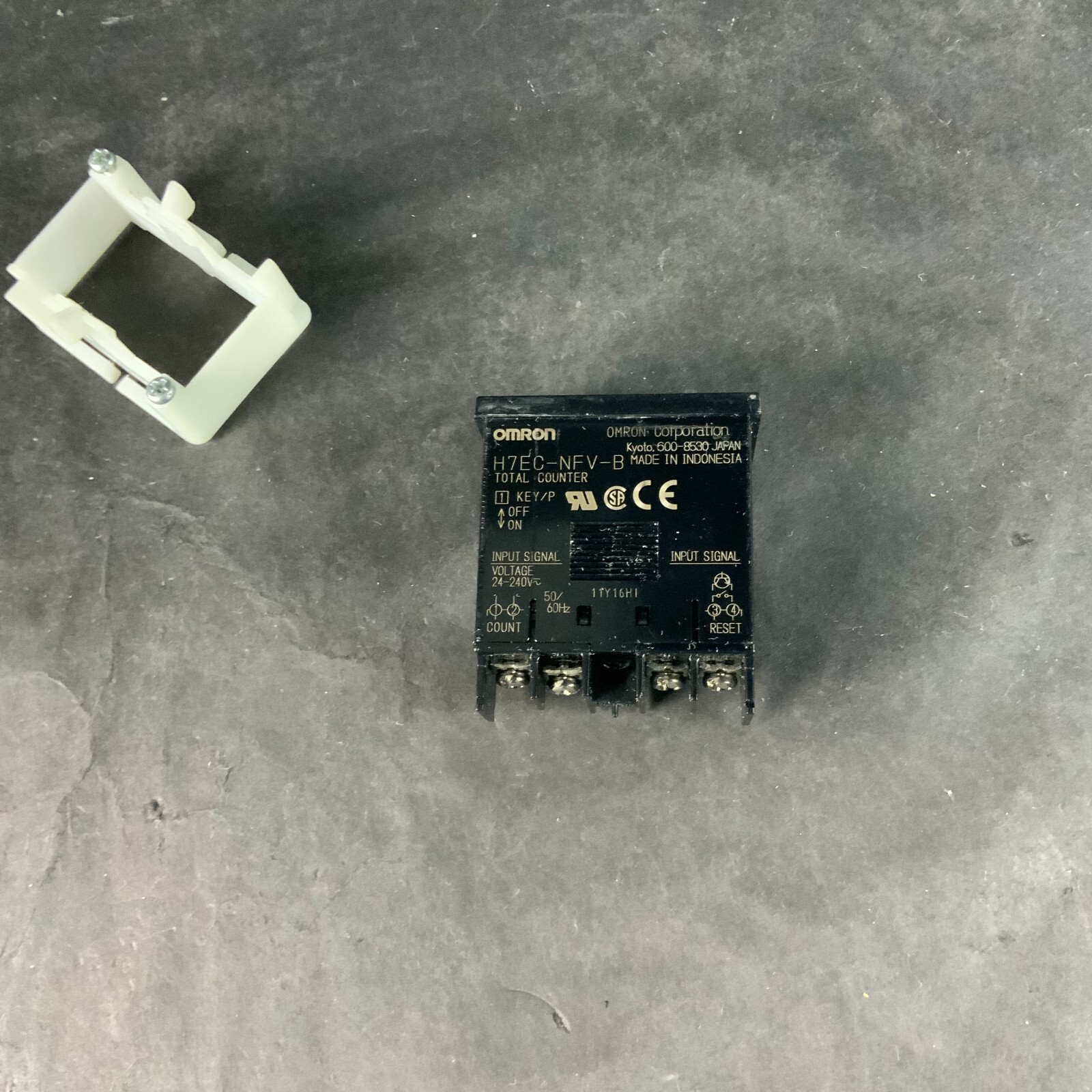Used OMRON H7EC-NFV-B COUNT TOTALIZATOR ($20 OBO)