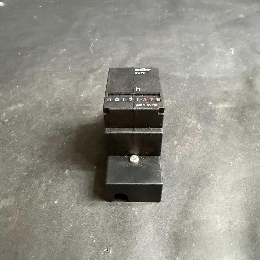 Used MULLER BW70 HOUR METER ($27 OBO)