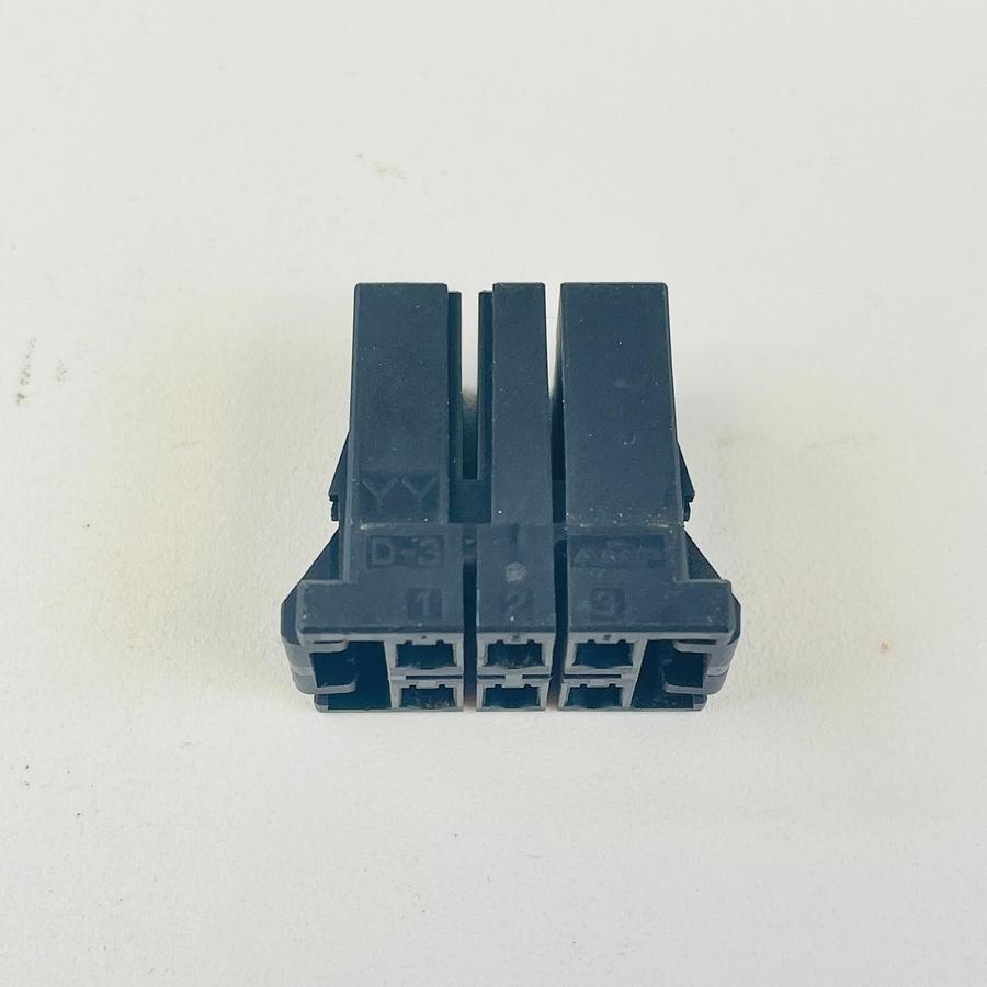 Used TE CONNECTIVITY AMP 2-178289-3 D-3 YY 6-POS RECEPTACLE HOUSING 7 PCS