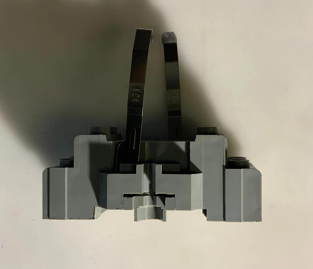 IDEC SH2B-05C ($9.99/EACH OBO)