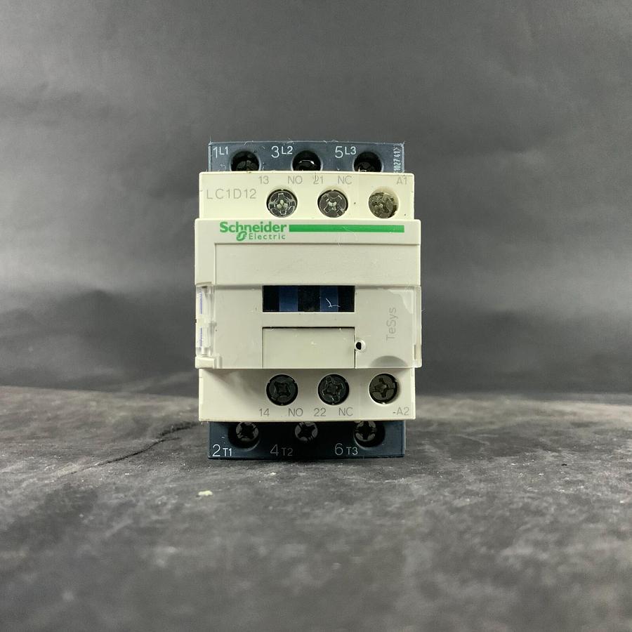 Used SCHNEIDER ELECTRIC LC1D12 CONTACTOR ($35 OBO)