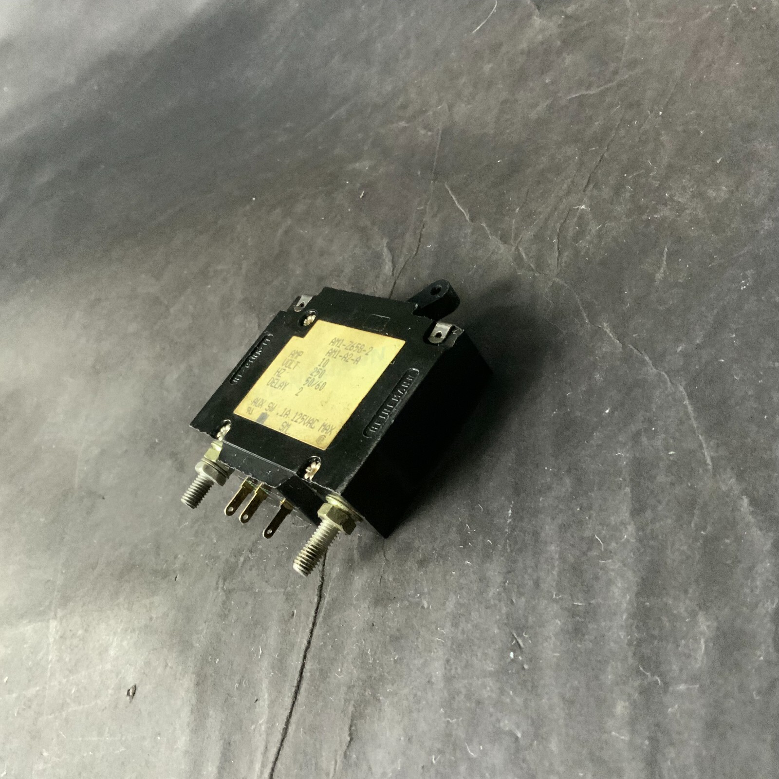 Used EATON HEINEMANN AM1-A2-A CIRCUIT BREAKER ($20 OBO)