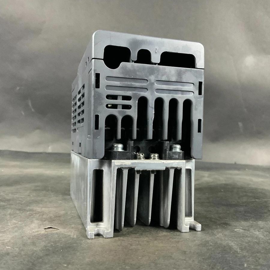 Used MITSUBISHI FR-D720-0.4K INVERTER ($130 OBO)