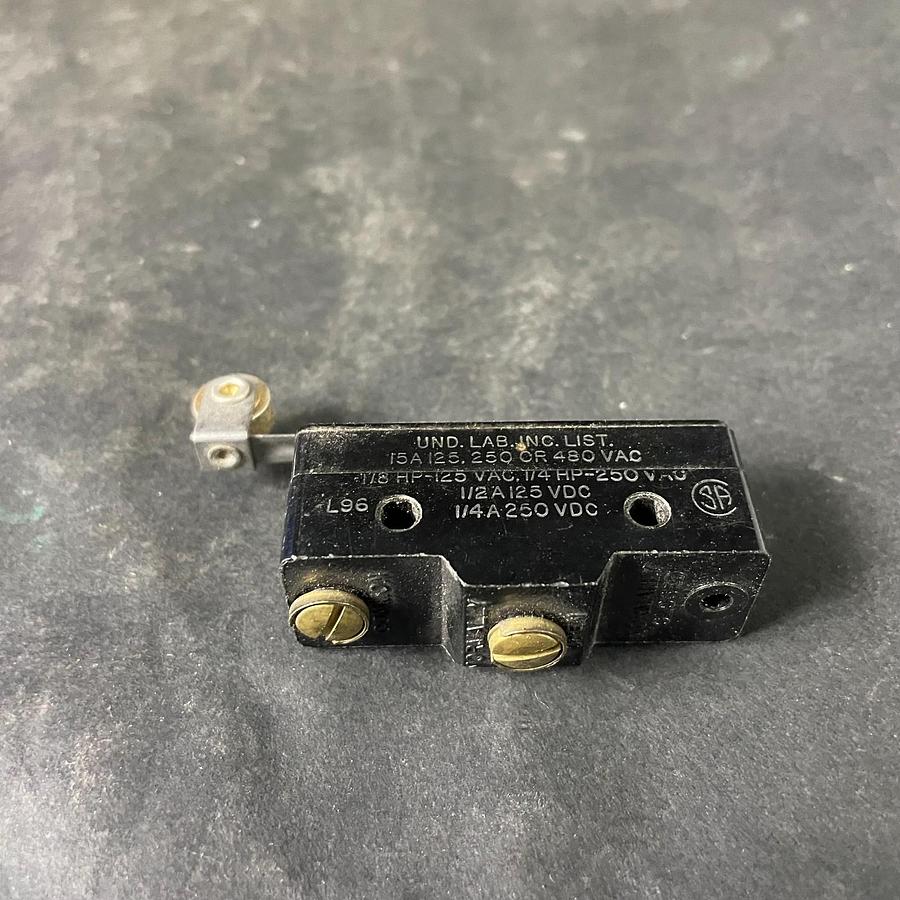 Used HONEYWELL YZ-2RL2-A2 - MICRO SWITCH