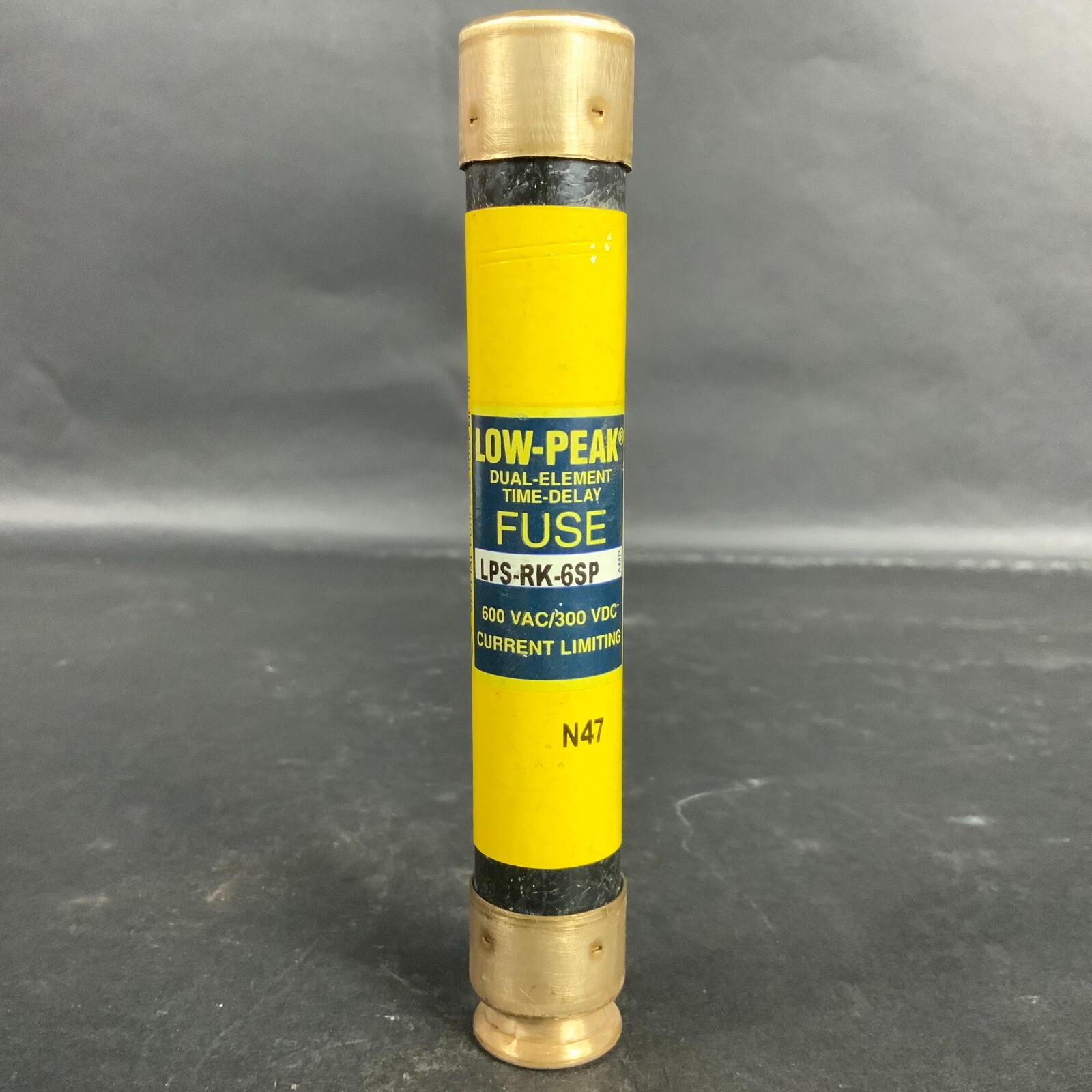 Used BUSSMANN LPS-RK-6SP LOW PEAK FUSE ($5 OBO)