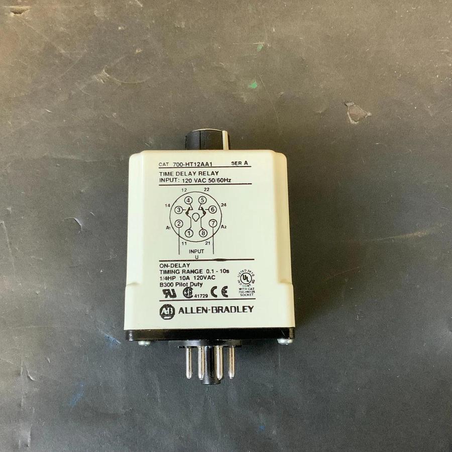 Used ALLEN BRADLEY 700-HTAA1 Time Delay Relay($25 OBO)
