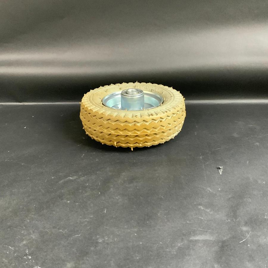 Used 6x2 SAWTOOTH UTILITY WHEEL ASSEMBLY 4PR 300LB 30PSI ($20 OBO)