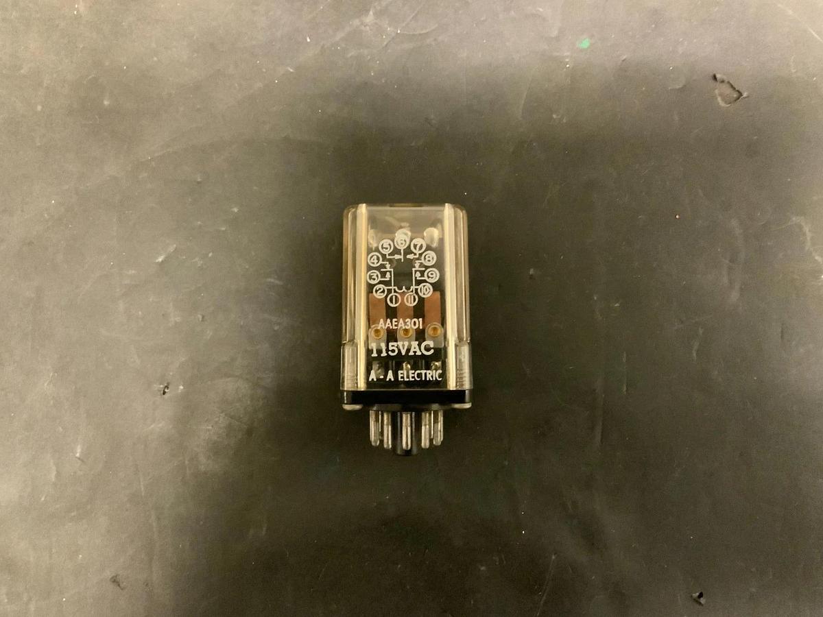 Used AA ELECTRIC- AAEA301 RELAY ($7 OBO)