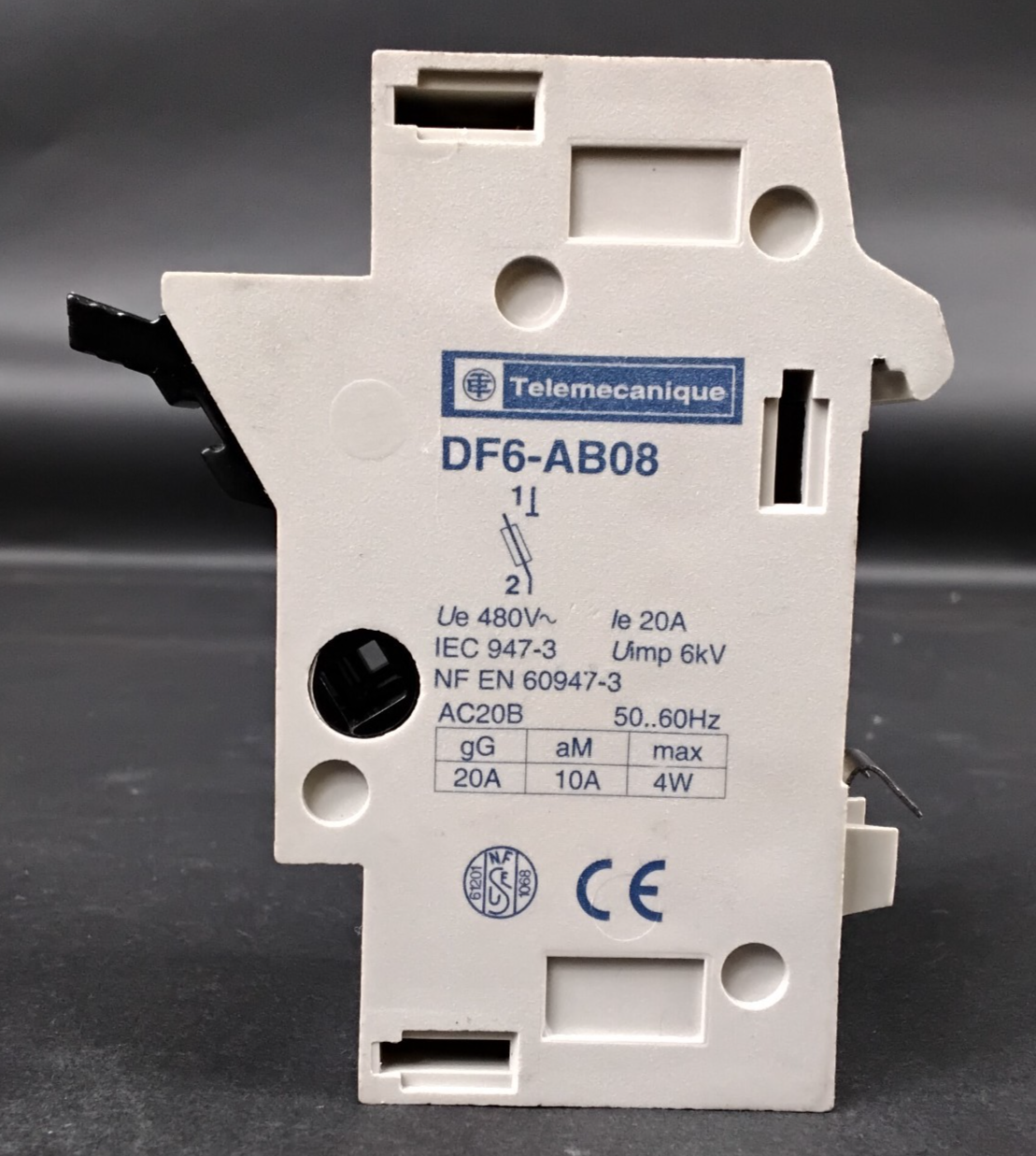 Used TELEMENCANIQUE DF6-AB08 FUSE HOLDER ($5 OBO)