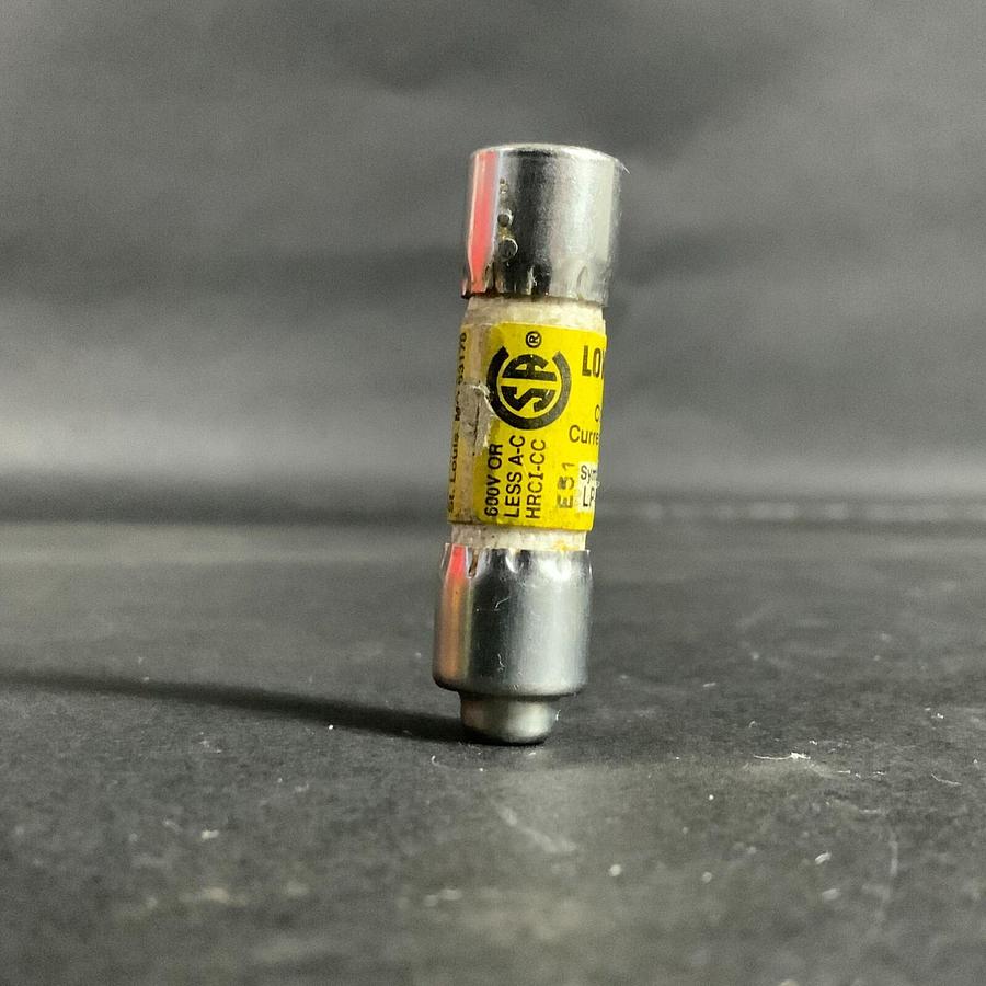 Used BUSSMANN LOW-PEAK LP-CC-4-1/2 FUSE ($4 OBO)
