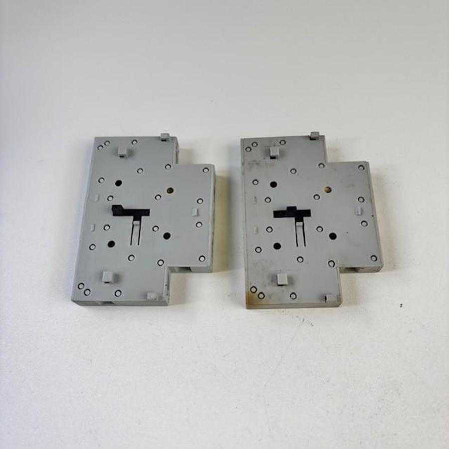 Used ALLEN BRADLEY 100-S SER. B AUXILIARY CONTACT SET OF 2