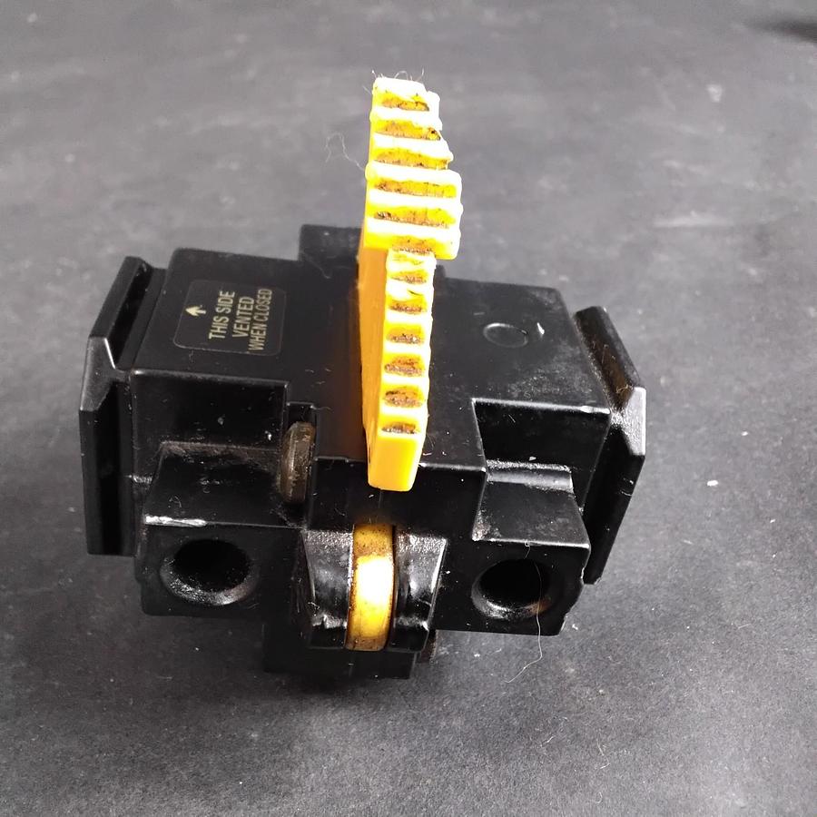 Used NORGREN T74E-4AA-P1N SHUT OFF VALVE ($17 OBO)