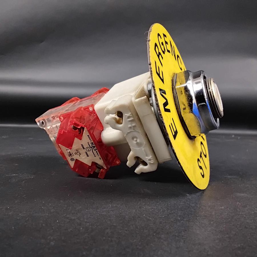 Used SQUARE D KM35LR SERIES J PILOT LIGHT MODULE ($18 OBO)