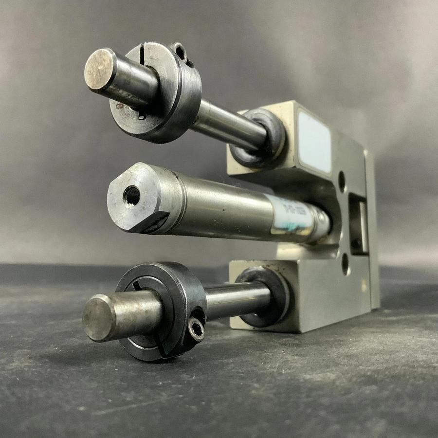 Used NUMATICS 0563D01-02A-03 PNEUMATIC LINEAR ACTUATOR ($60 OBO)