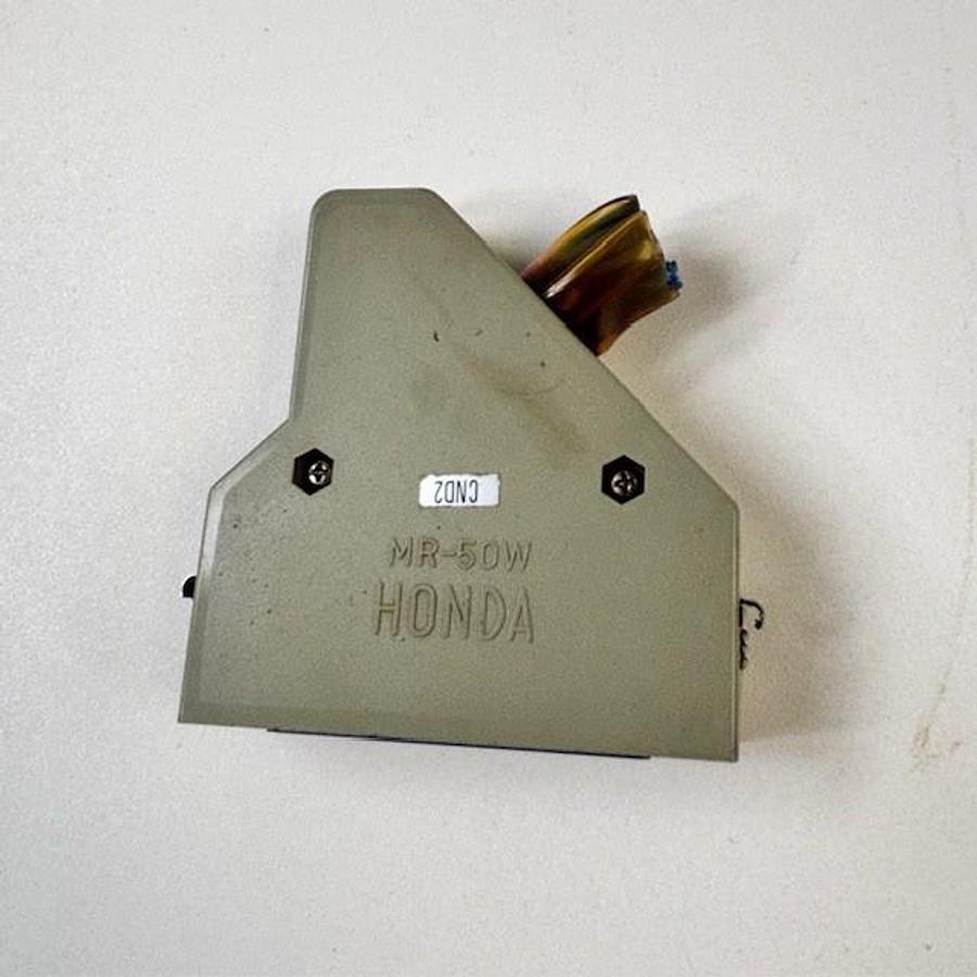 Used HONDA MR-50W MALE CONNECTOR