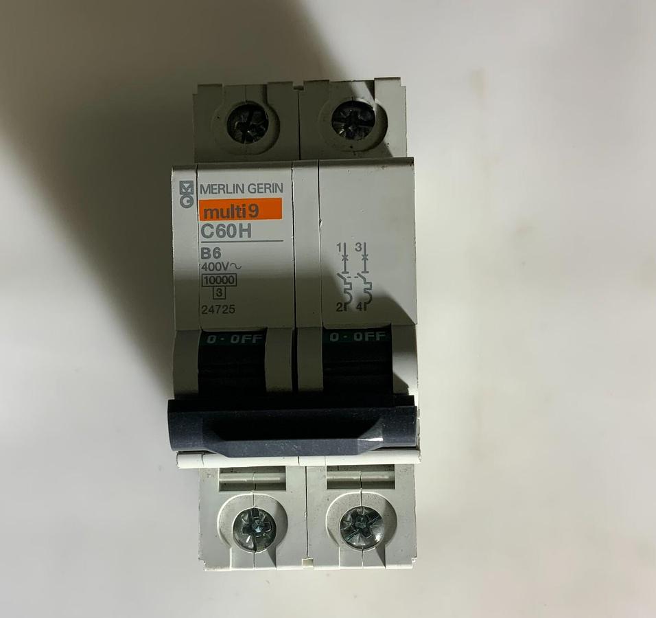 Used MERLIN GERIN MULTI9 C60H ($34.99 OBO)