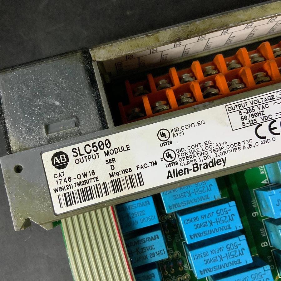 Used ALLEN BRADLEY 1746-OW16 SER D OUTPUT MODULE ($35 OBO)