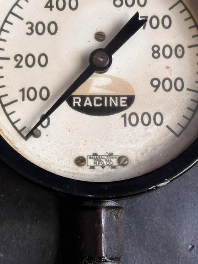 Used MARSHALLTOWN RACINE 0-1000 PSI PRESSURE GAUGE ($23 OBO)