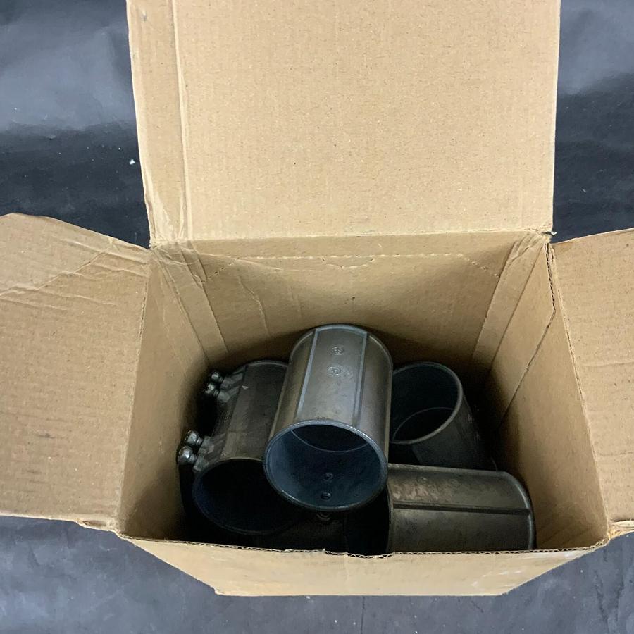 Used STEEL CITY TK226SC 2” EMT FITTING - SET OF 5 ($100 OBO)
