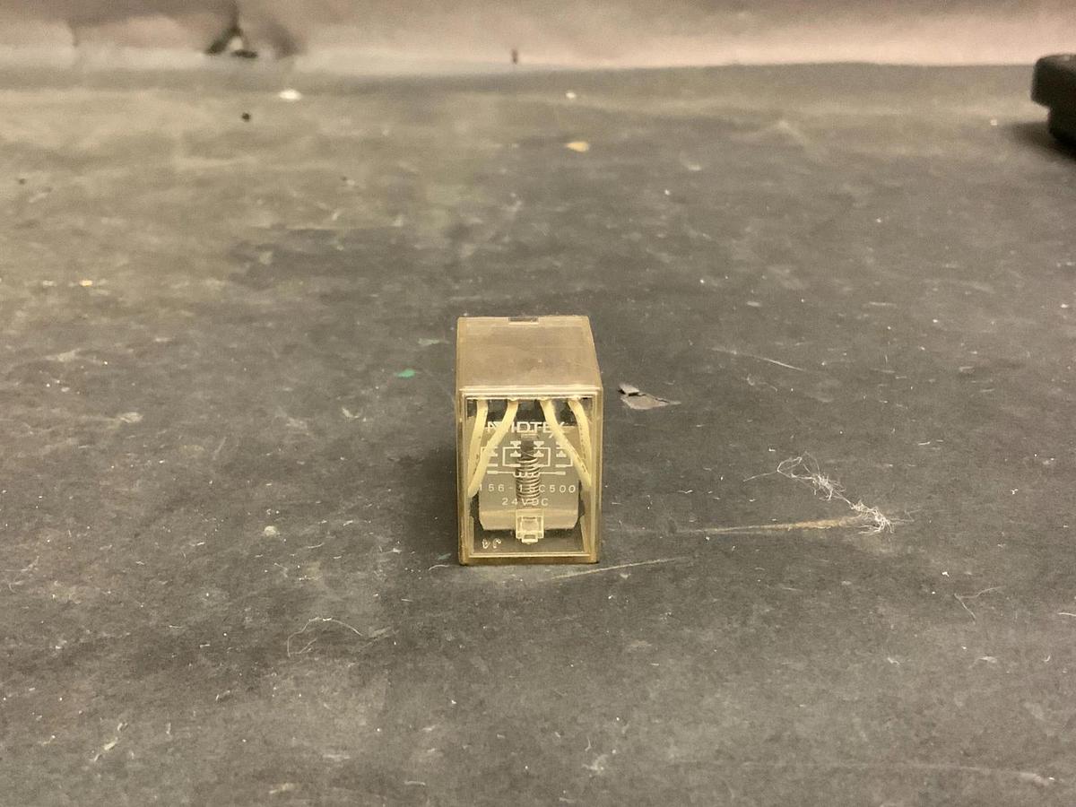 Used MIDTEX 156-15C500 24VDC RELAY ($7 OBO)