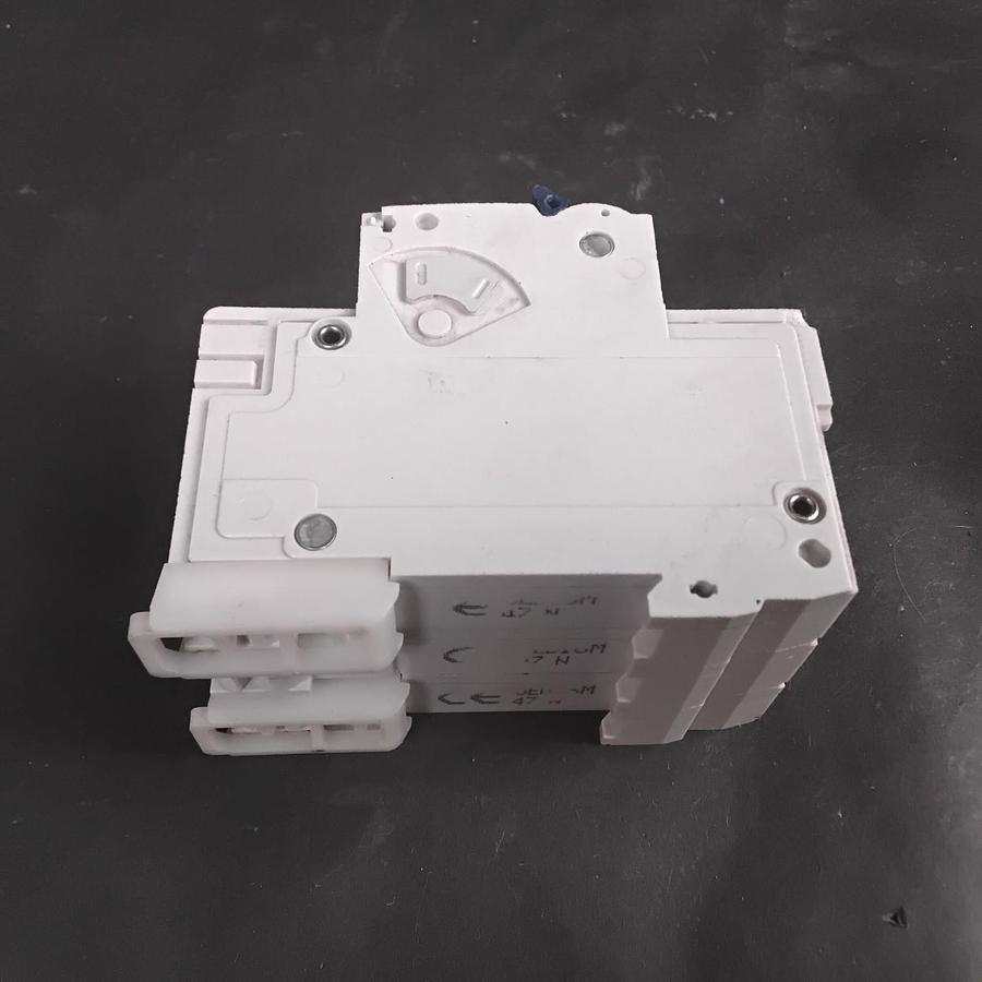 Used ALTECH ABL SURSUM 3D15UM CIRCUIT BREAKER ($45 OBO)