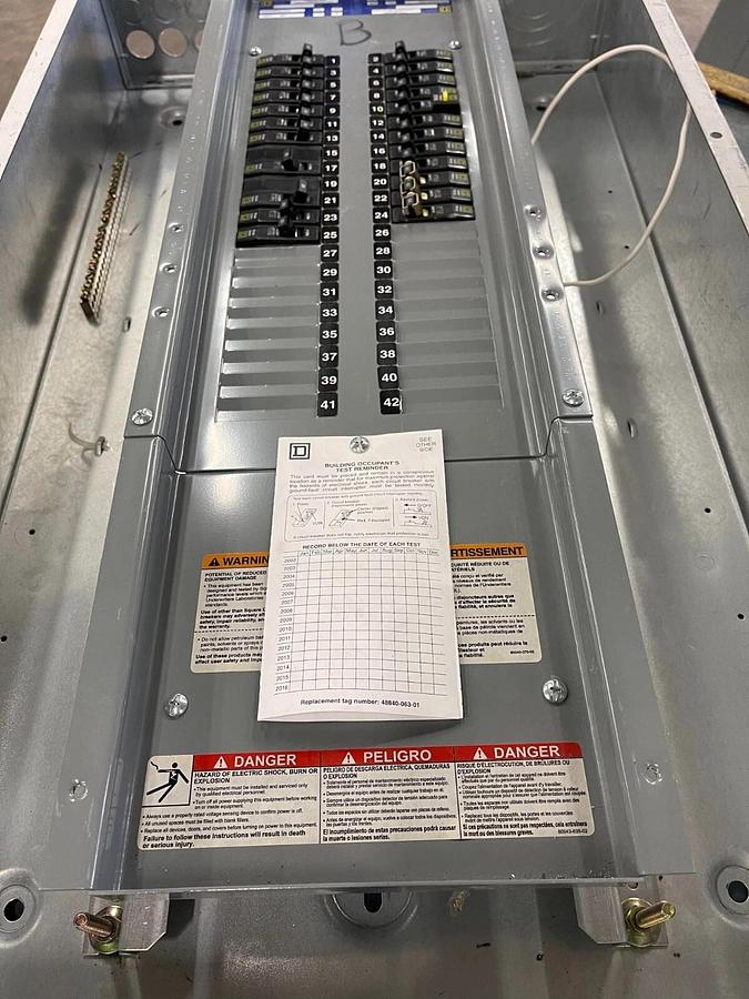 Refurbished Square D Panelboard Cat No NQOD442L225 225 A ($699.99 OBO!!!)