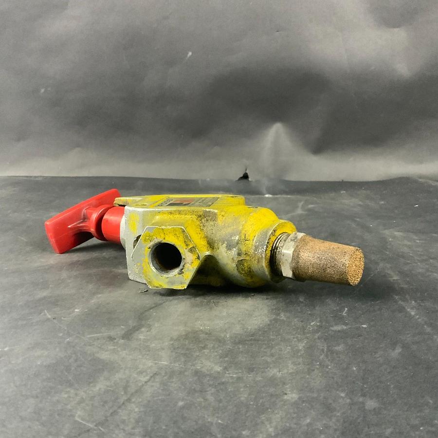 Used ROSS CONTROLS Y1523C4002 MANUAL LOCKOUT VALVE ($45 OBO)
