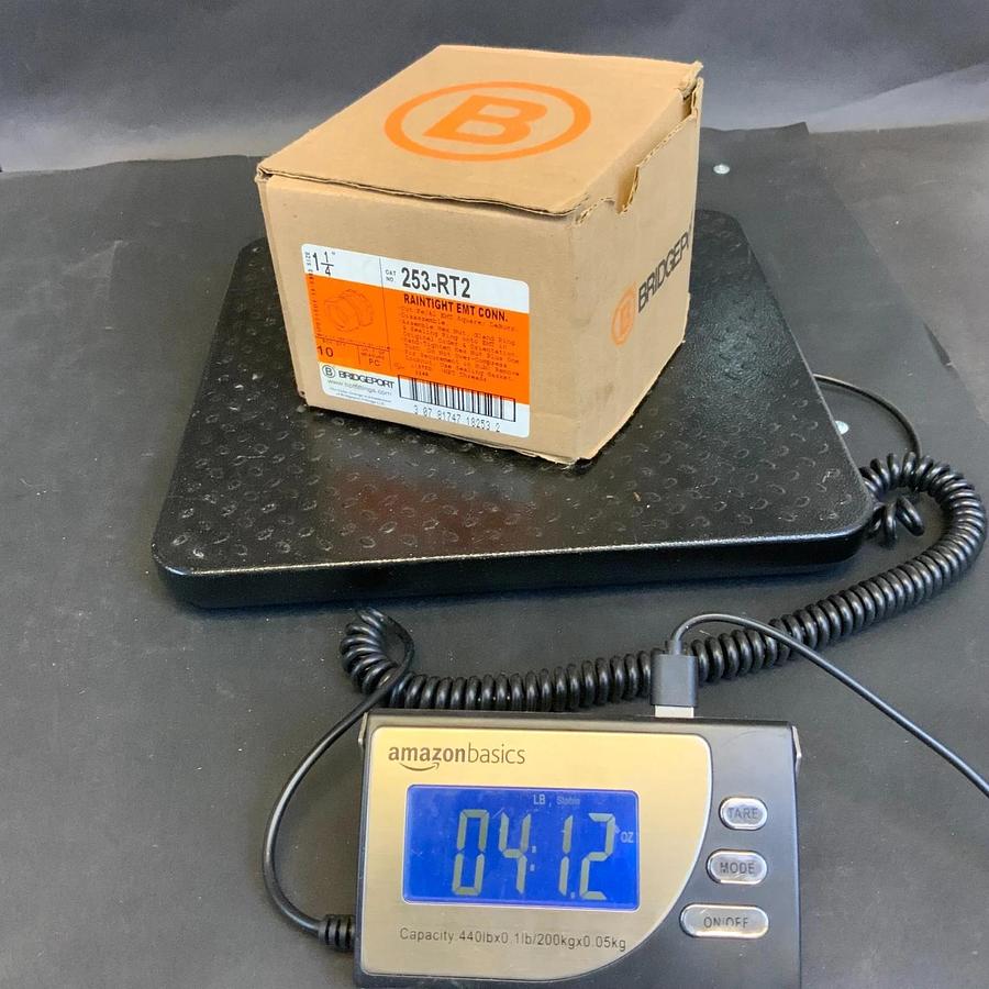 BRIDGEPORT 253-RT2 1-1/4” RAINTIGHT EMT CONNECTOR - BOX OF 10 ($25 OBO)