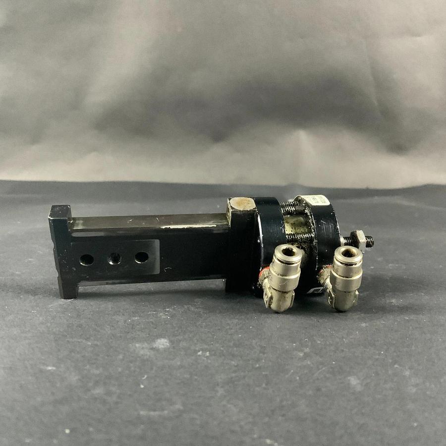 Used PARKER .75NLP40.50 PNEUMATIC CYLINDER ($45 OBO)