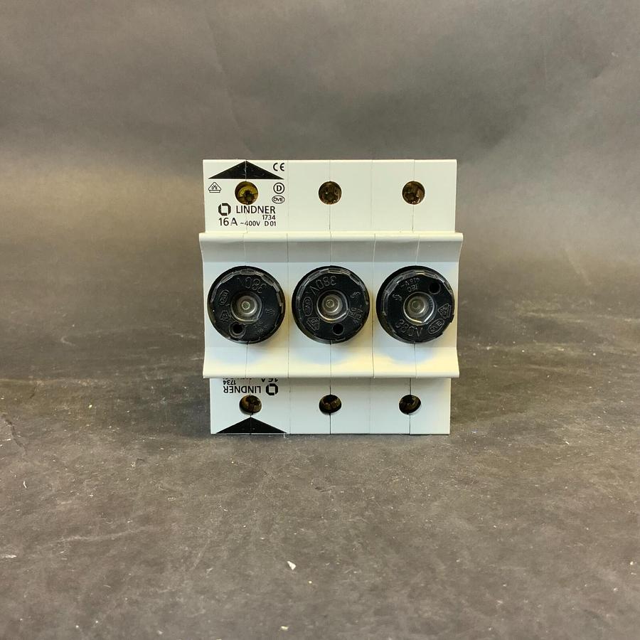 Used FERRAZ SHAWMUT LINDNER 1734 D01 NEOZED FUSE BASE ($25 OBO)
