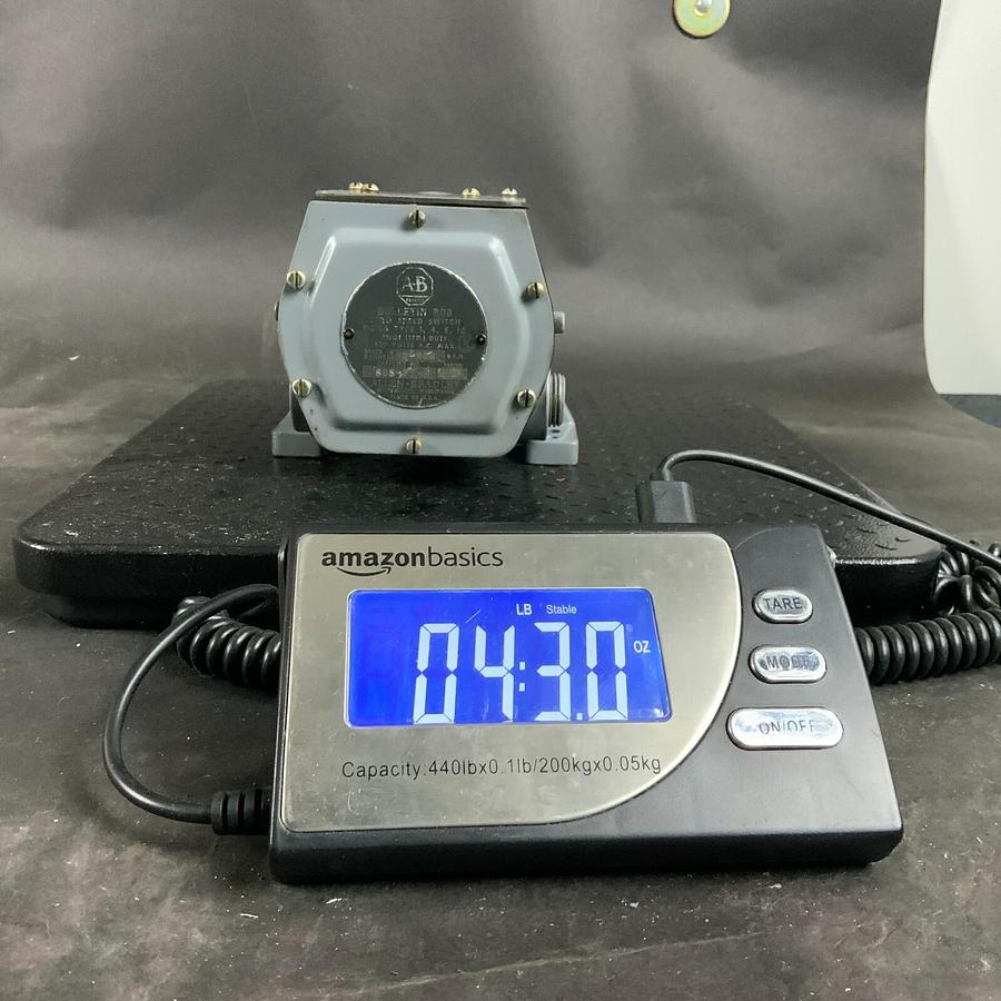 Used ALLEN BRADLEY 808-F1 SPEED SWITCH ($700 OBO)