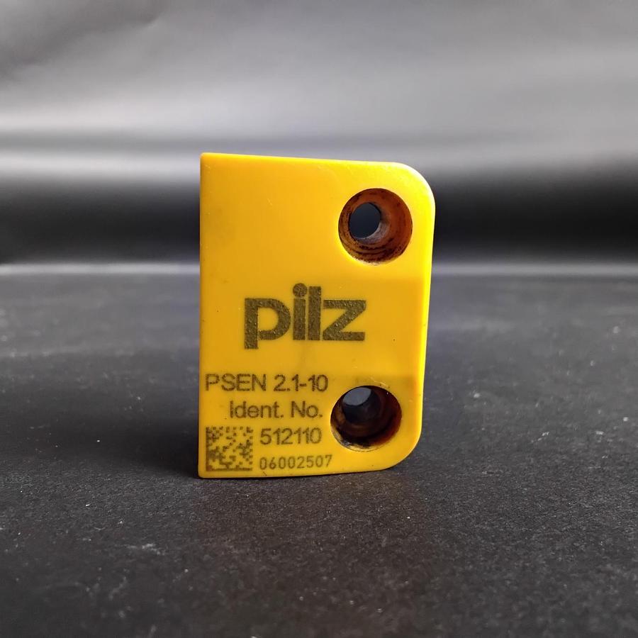 Used PILZ PSEN 2.1-10 ACTUATOR ($17 OBO)