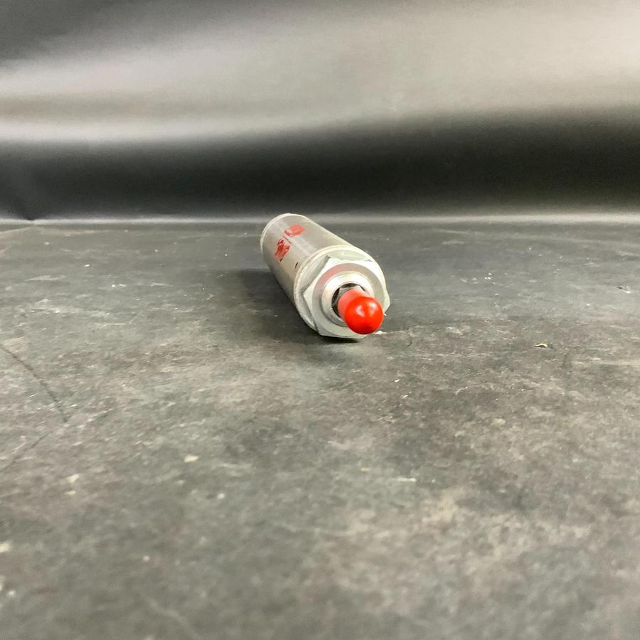 Used BIMBA 092-NR PNEUMATIC CYLINDER ($25 OBO)