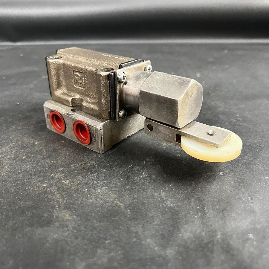 Used PH CC925THE ROLLER LEVER VALVE ($80 OBO)