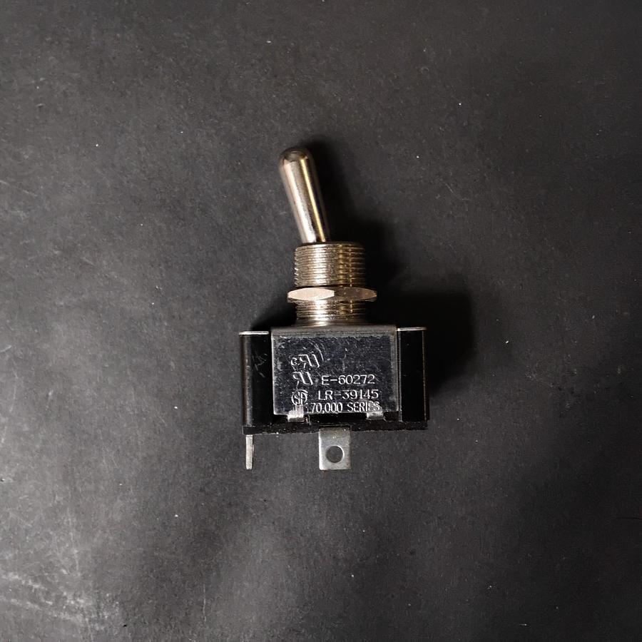Used GARDNER BENDER 70,000 SERIES HEAVY-DUTY TOGGLE SWITC ($7 OBO)